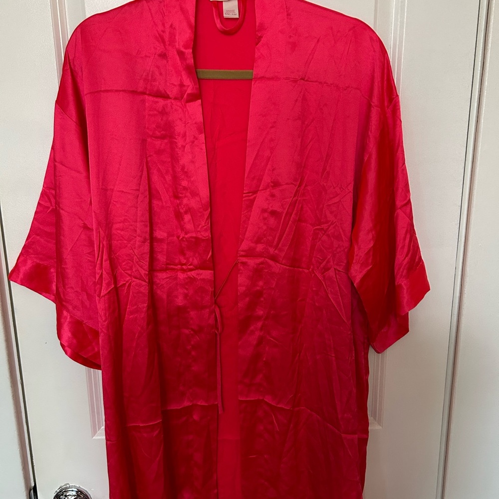 Victoria's Secret Pink  Robe Size S/M  NWOT
